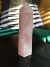 Load image into Gallery viewer, Rose Quartz Tower